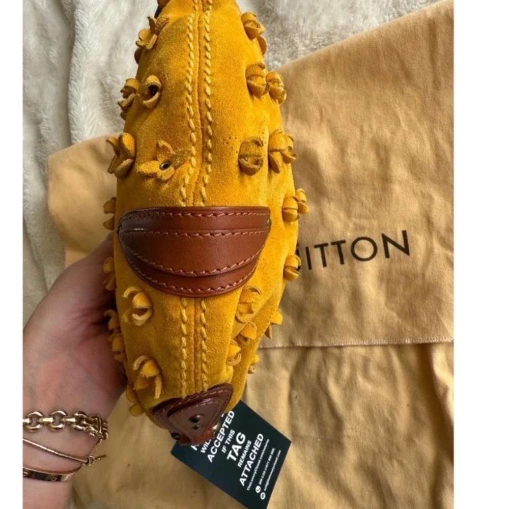NWT Louis Vuitton Onatah Fleurs GM Limited Edition Bag Size OS Rare